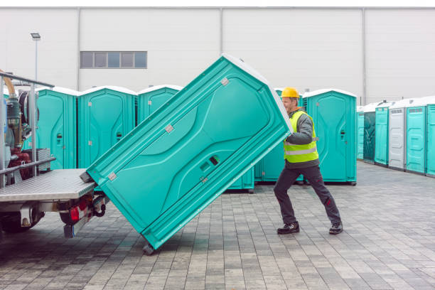 Portable Toilet Options We Offer in Cadillac, MI